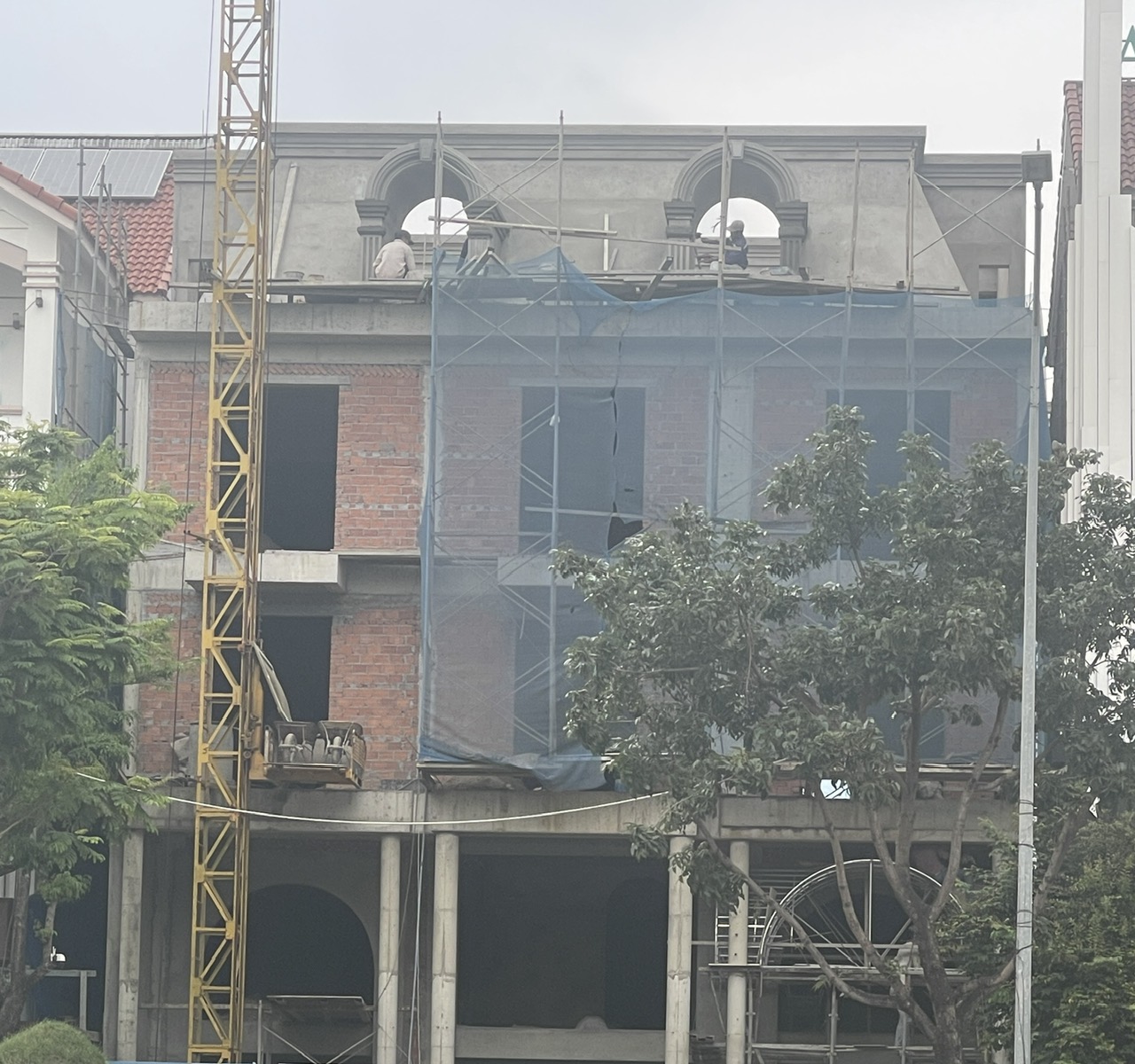 NHÀ Ở GIA ĐÌNH